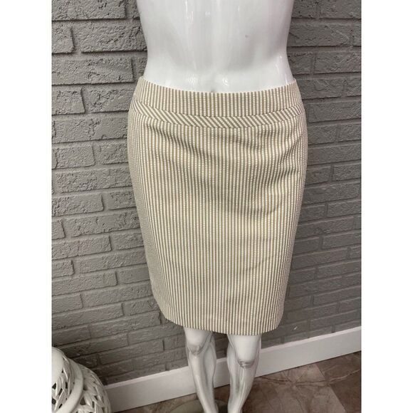 Tahari Arthur S Levine Tan Seersucker Skirt Size 2 - Picture 1 of 6